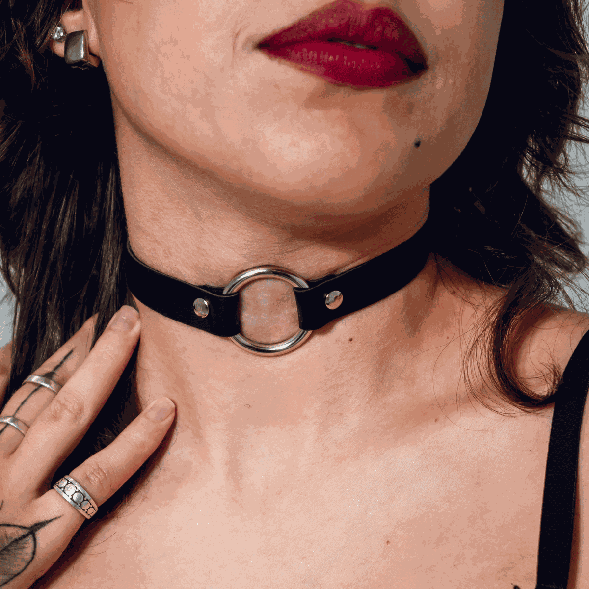 Choker Argola Média